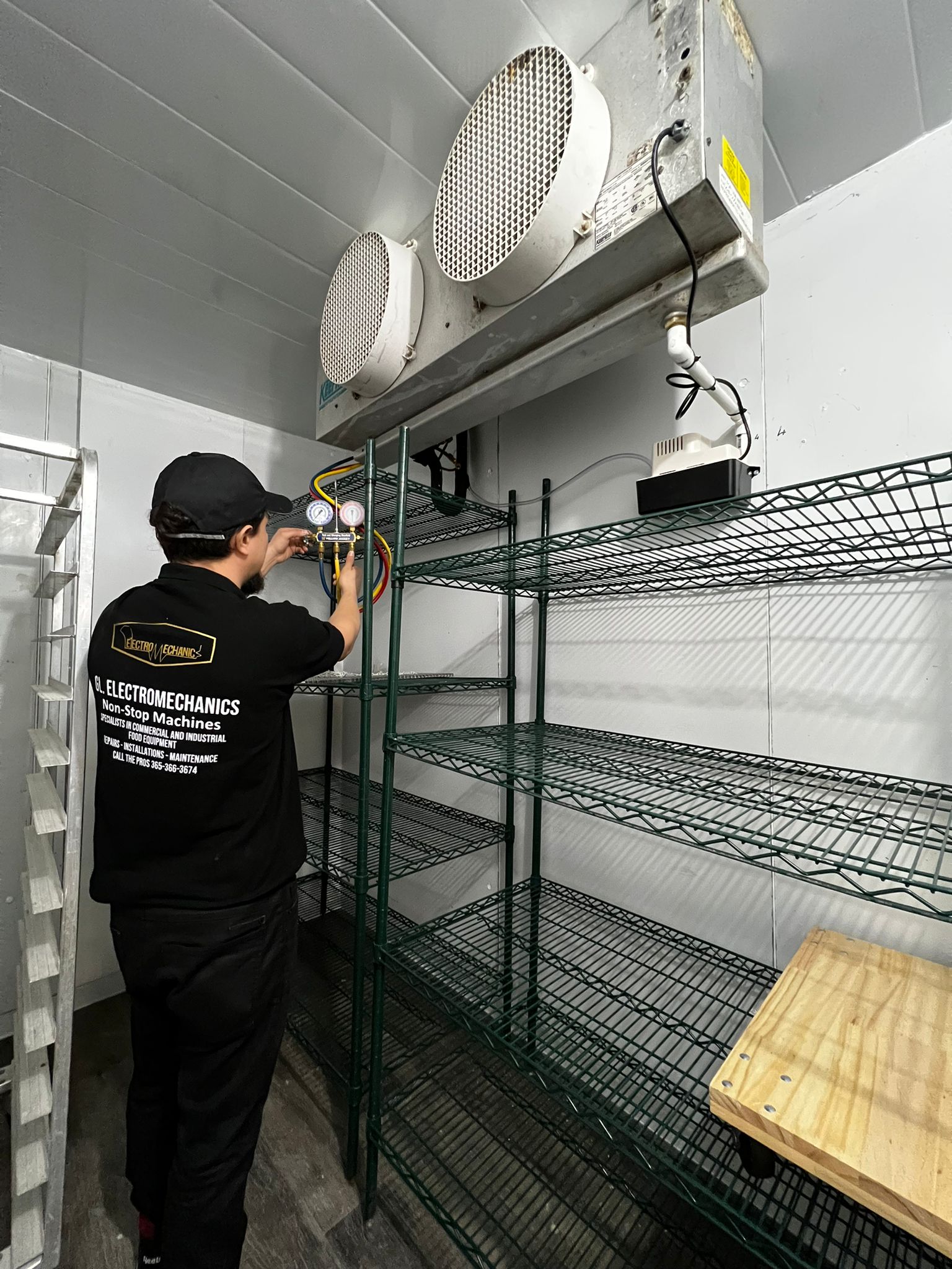 Refrigeration and A/C service for commercial kitchens